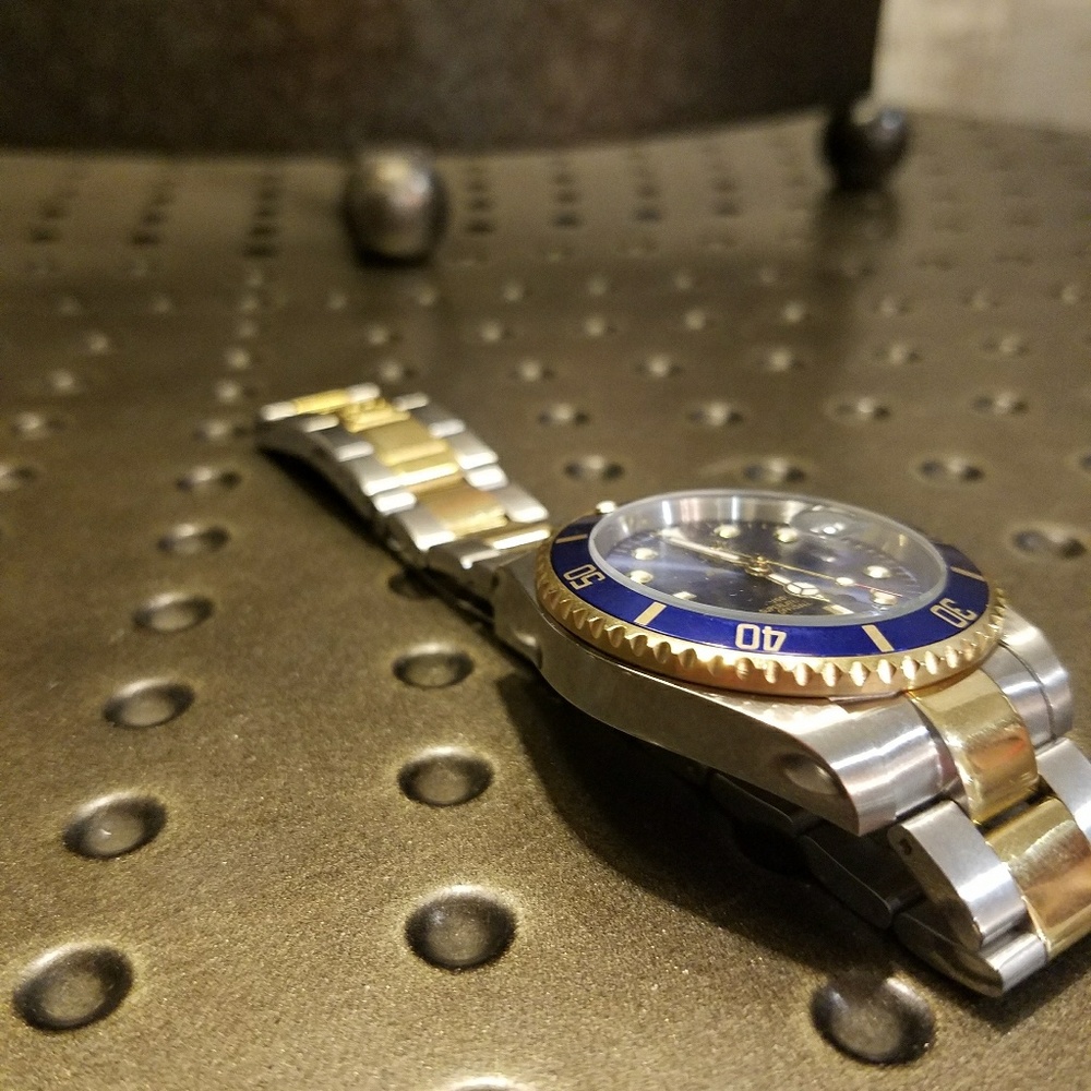 Invicta Pro Diver Gold / Stainless Steel Watch - Picture 5 of 7